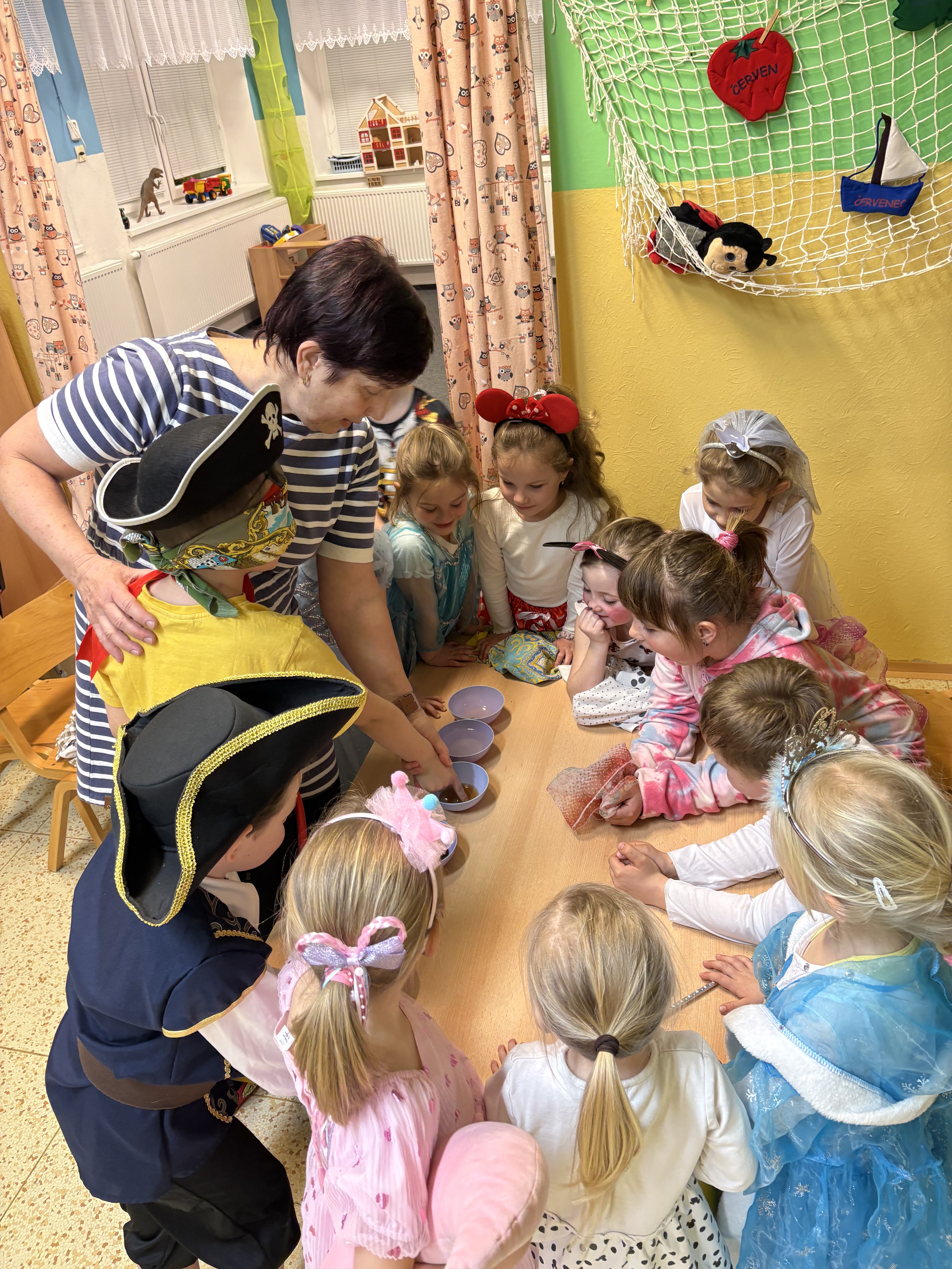 NOC S ANDERSENEM V ŽELEČSKÉ ŠKOLCE